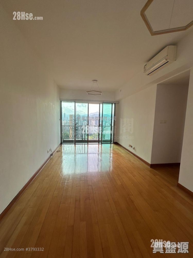 君颐峰 售盘 3 房 , 2 浴室 829 平方尺