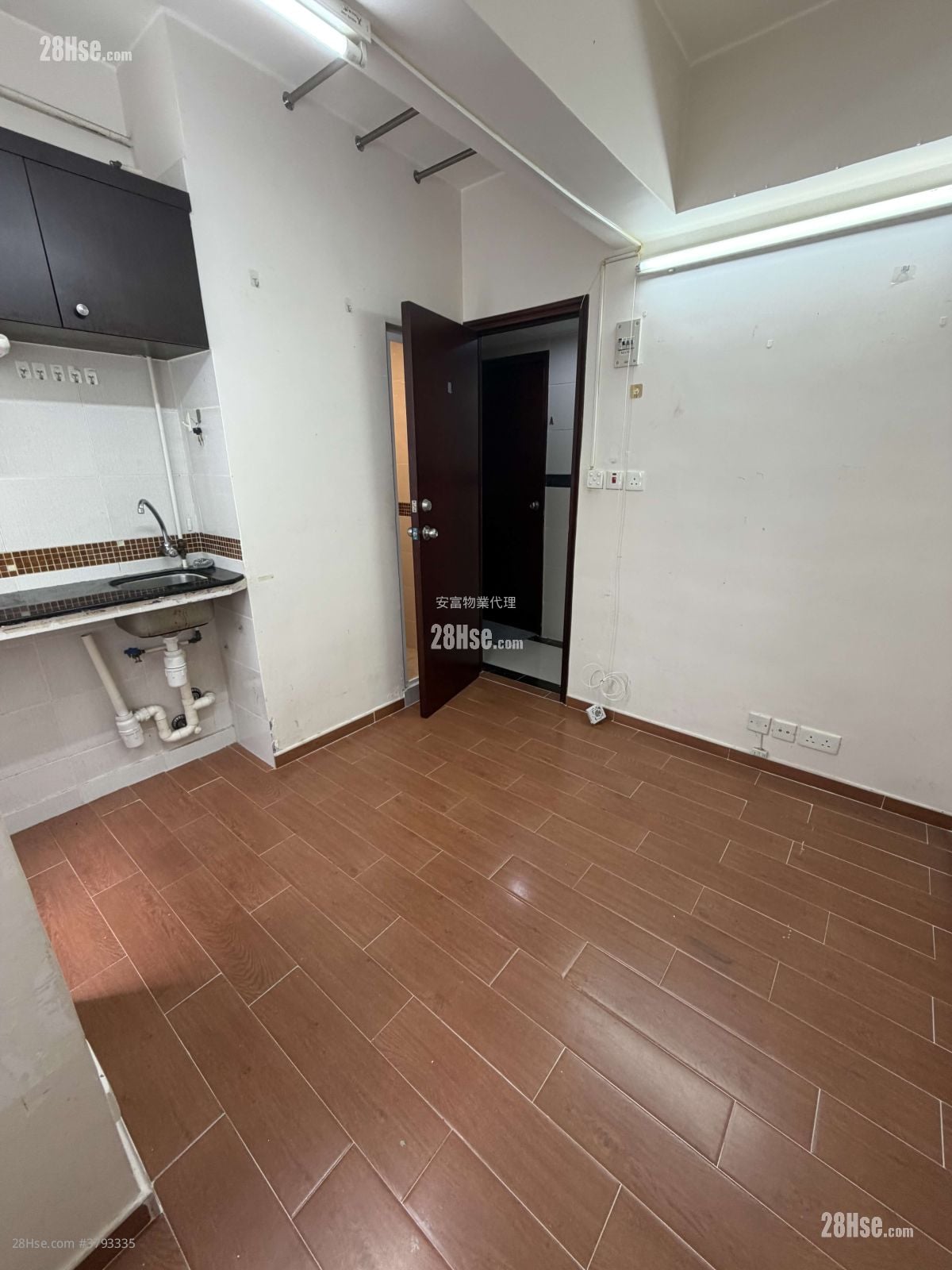 Foon Lok Mansion Rental 100 ft²