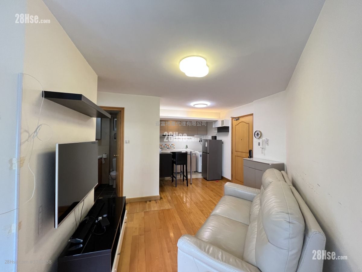 Whampoa Garden Sell 2 Bedrooms , 1 Bathroom 389 ft²