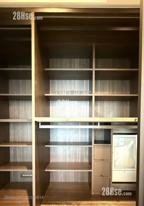 The Henley Rental 2 Bedrooms , 1 Bathroom 550 ft²