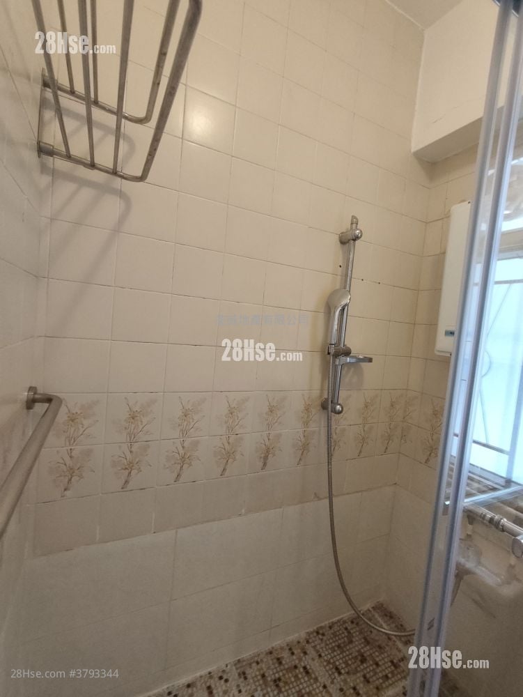 荃景花园 租盘 2 房 , 1 浴室 362 平方尺