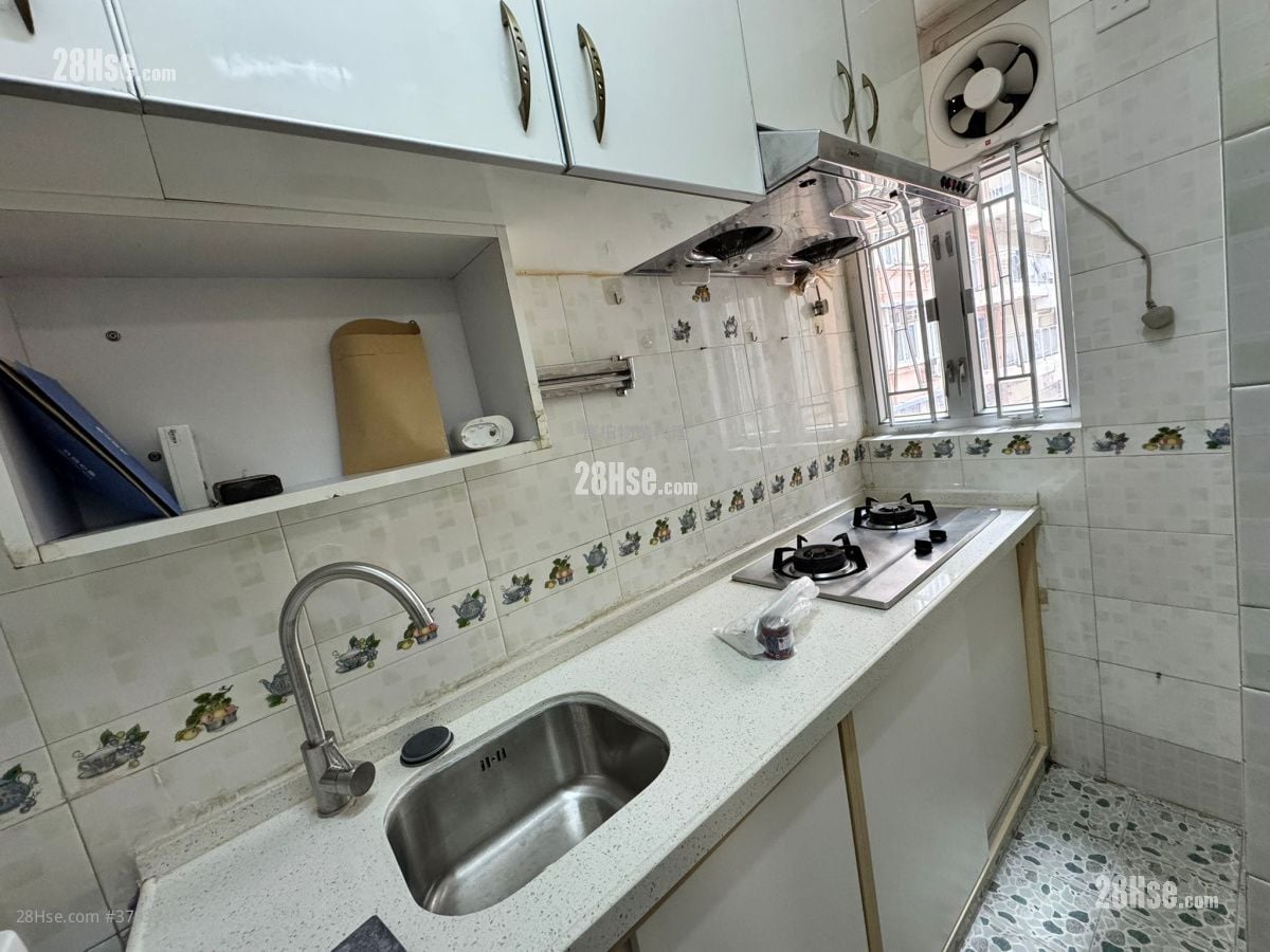 Mei Sun Lau Rental 2 Bedrooms , 1 Bathroom 366 ft²