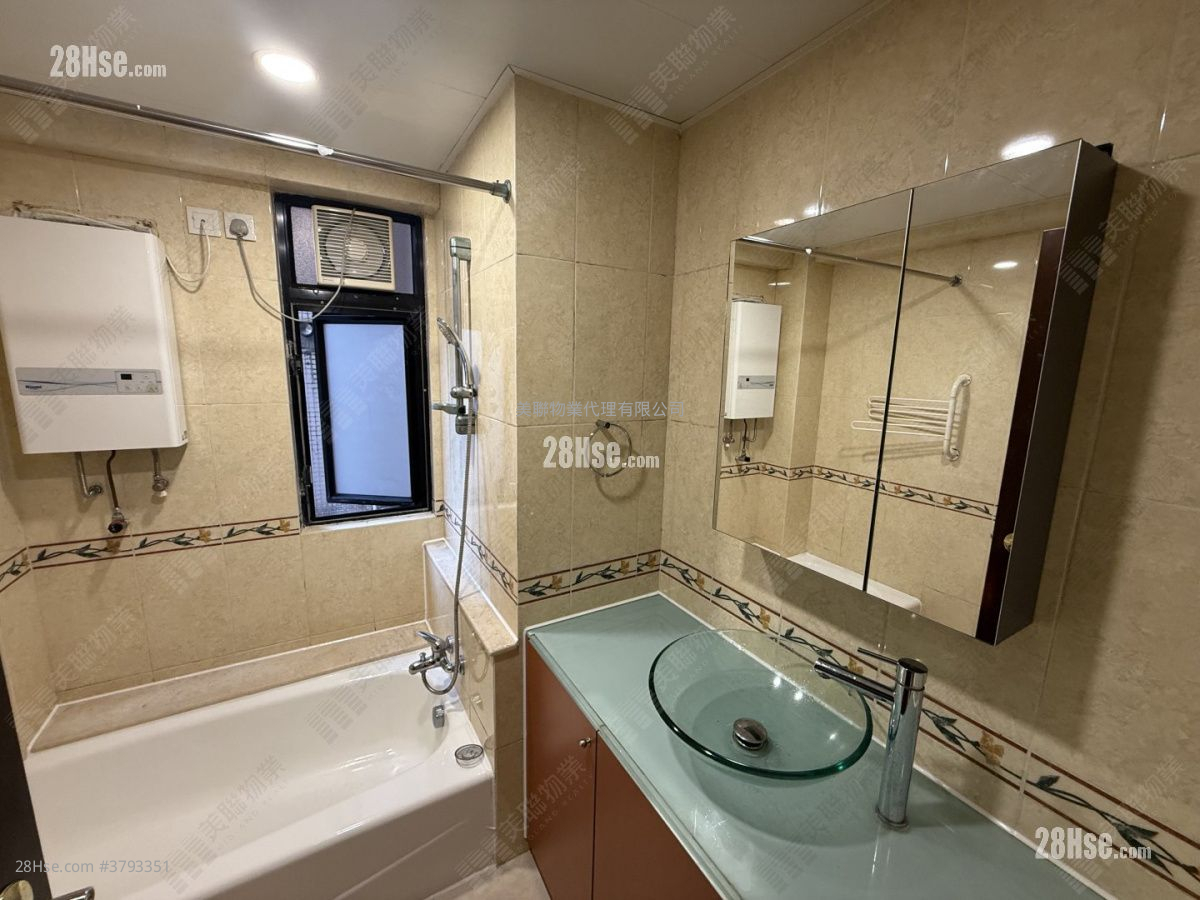 翡翠花园 售盘 3 房 959 平方尺