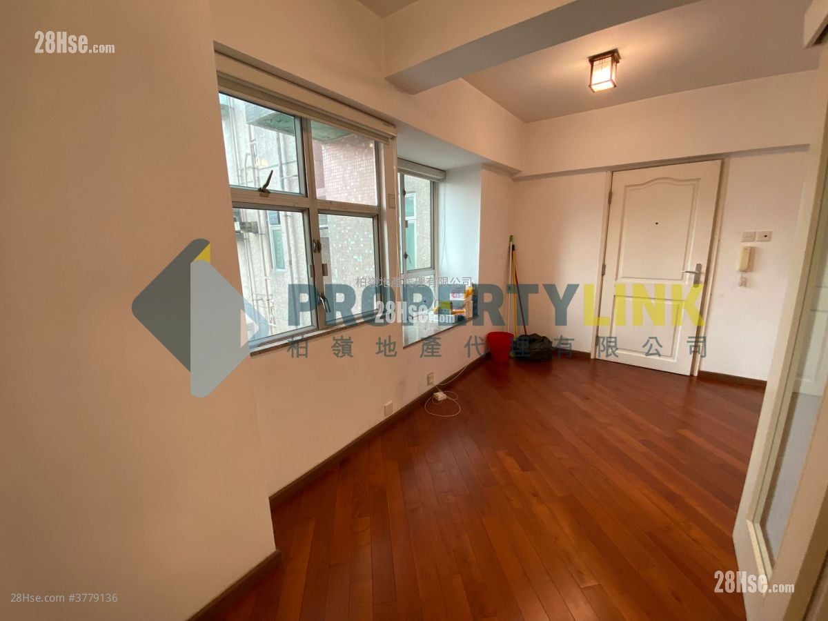 Grandview Garden Sell 1 Bedroom , 1 Bathroom 395 ft²