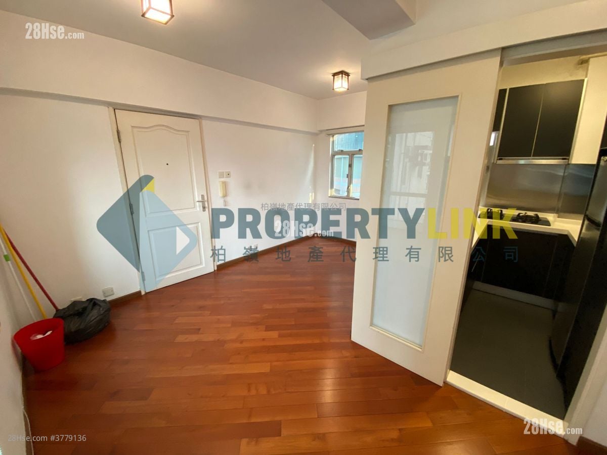 Grandview Garden Sell 1 Bedroom , 1 Bathroom 395 ft²