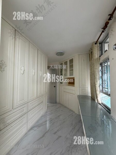 Whampoa Garden Sell 3 Bedrooms 639 ft²