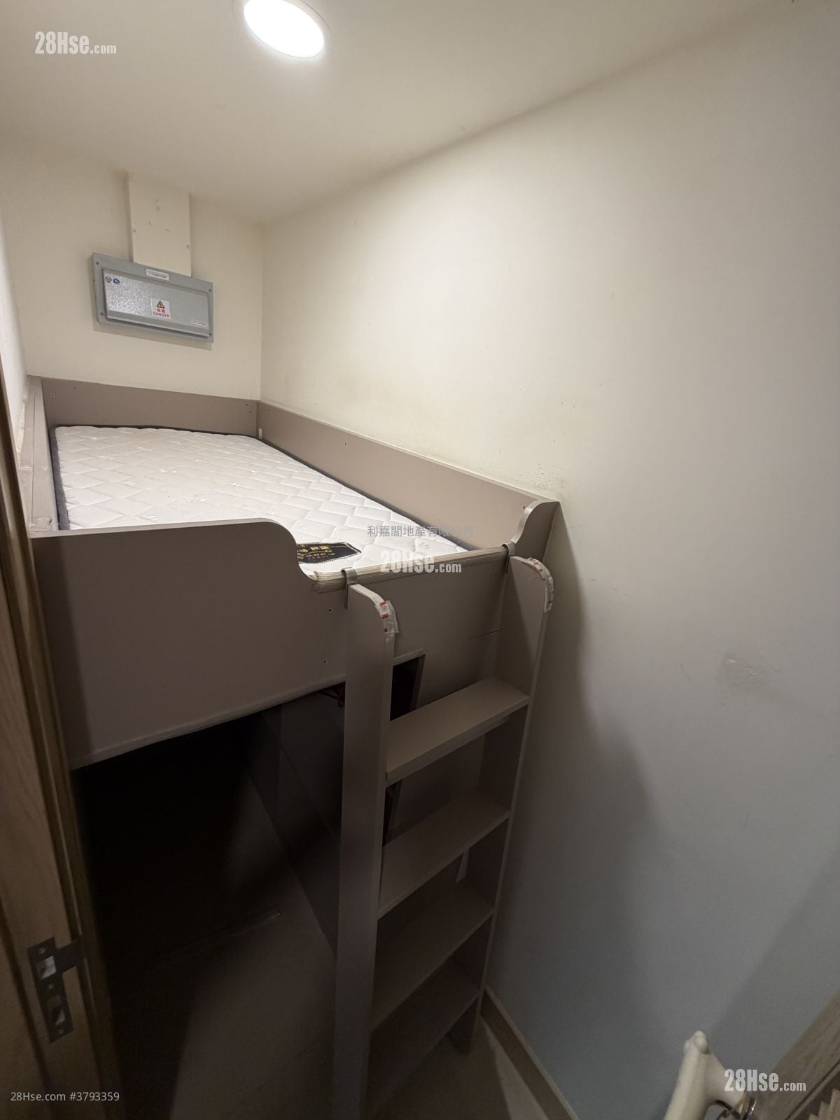 名日九肚山 售盘 3 房 , 2 浴室 755 平方尺