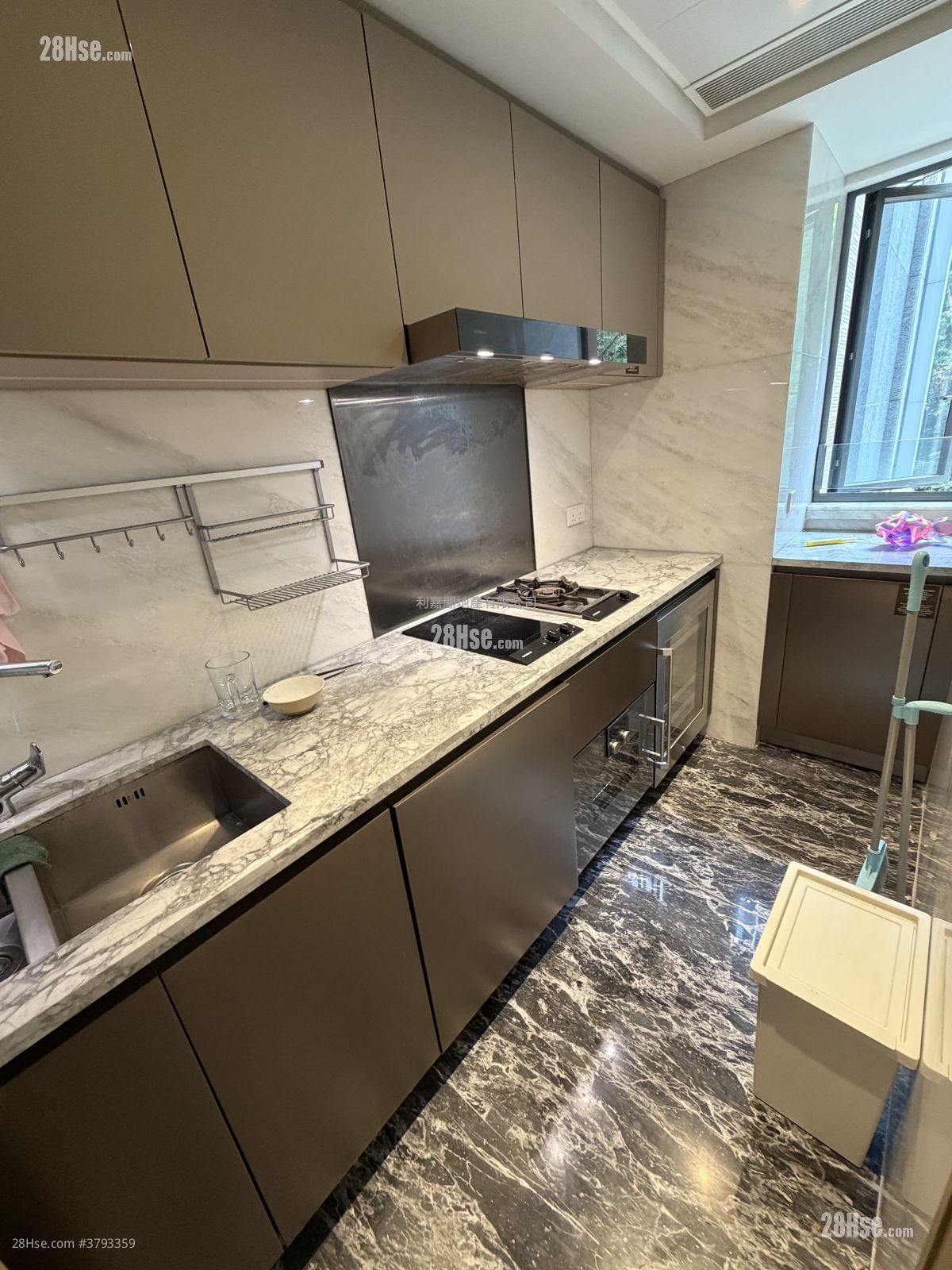 名日九肚山 售盘 3 房 , 2 浴室 755 平方尺