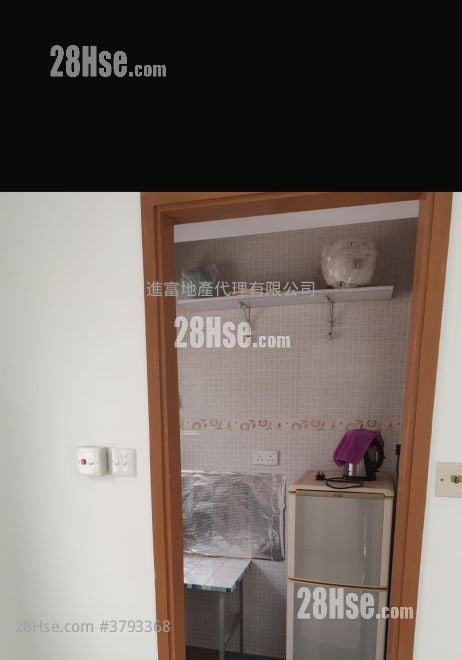 Kim Bo Building Sell 2 Bedrooms , 1 Bathroom 311 ft²