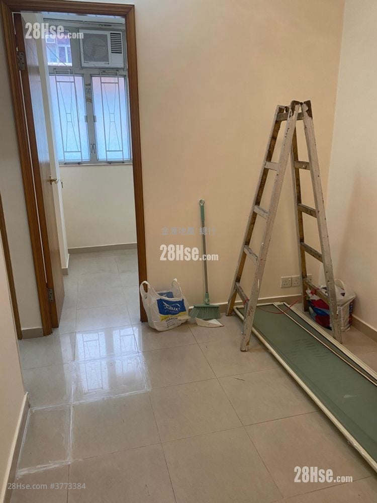 17-19 Nga Tsin Wai Road Rental 2 Bedrooms , 1 Bathroom 312 ft²