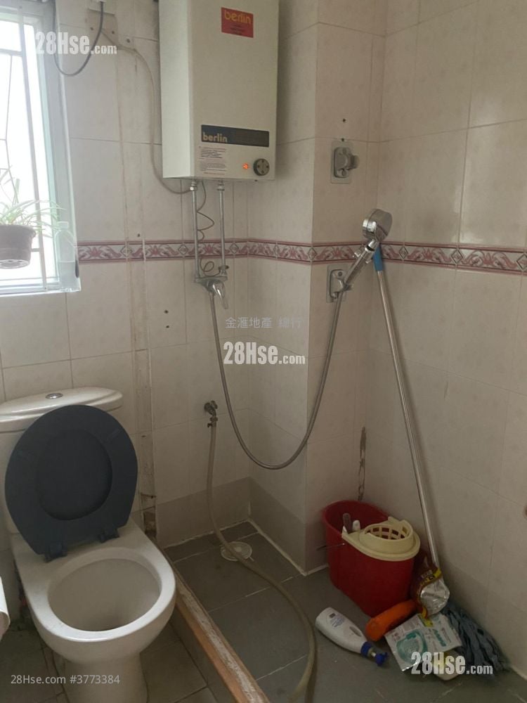 17-19 Nga Tsin Wai Road Rental 2 Bedrooms , 1 Bathroom 312 ft²