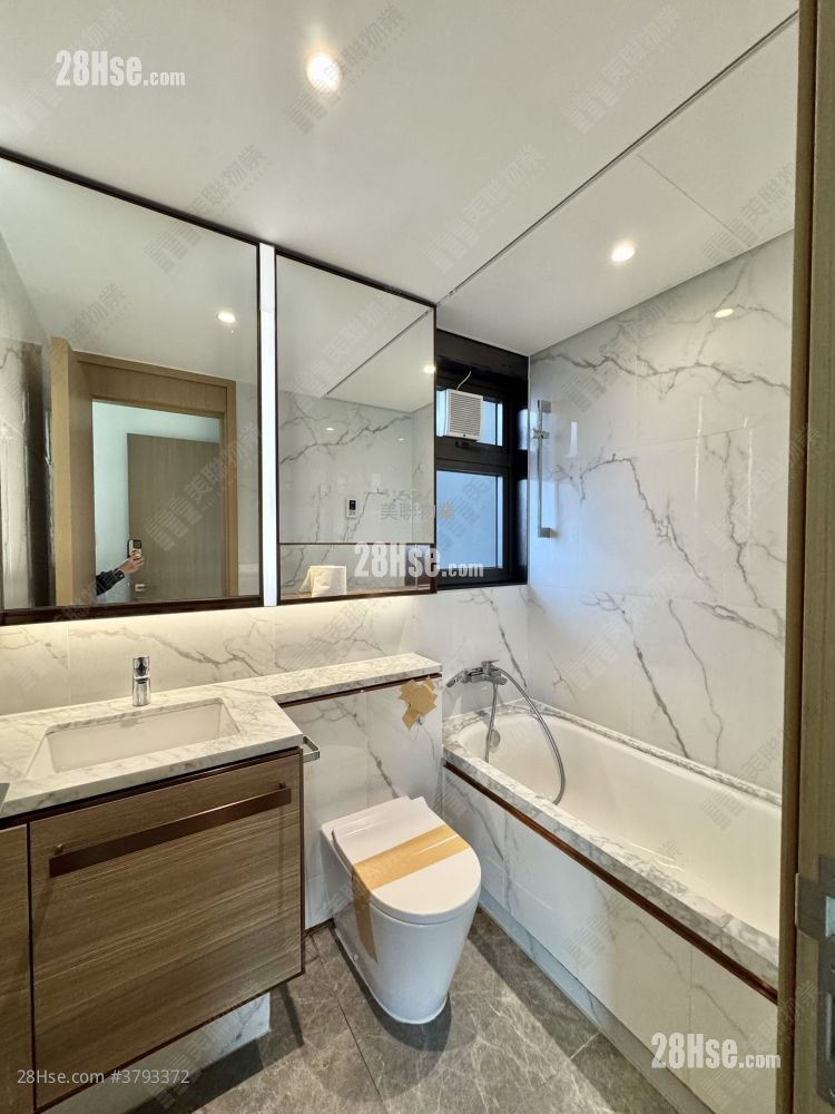 Sol City Sell 3 Bedrooms , 2 Bathrooms 726 ft²