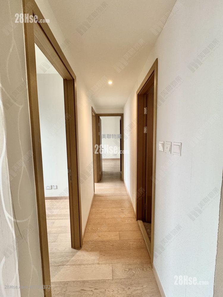 Sol City Sell 3 Bedrooms , 2 Bathrooms 726 ft²