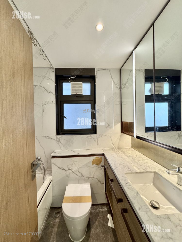 Sol City Sell 3 Bedrooms , 2 Bathrooms 726 ft²