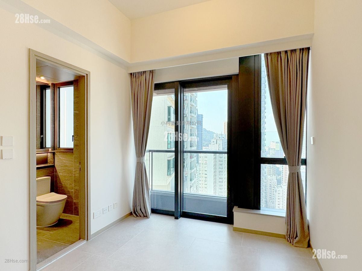 厅: Kennedy 38 租盘 开放式间隔 , 1 浴室 260 平方尺