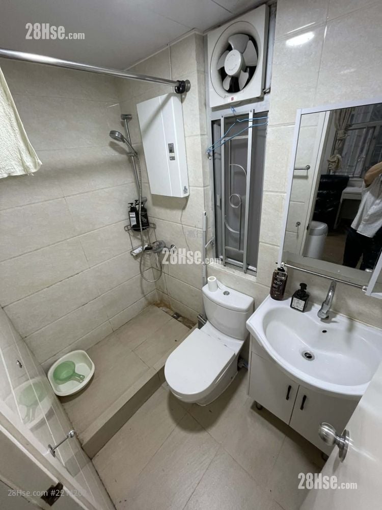 宝荣大厦 售盘 2 房 , 1 浴室 337 平方尺