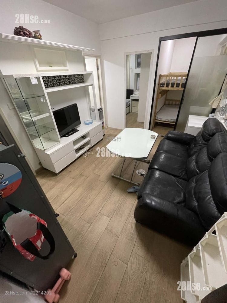 宝荣大厦 售盘 2 房 , 1 浴室 337 平方尺