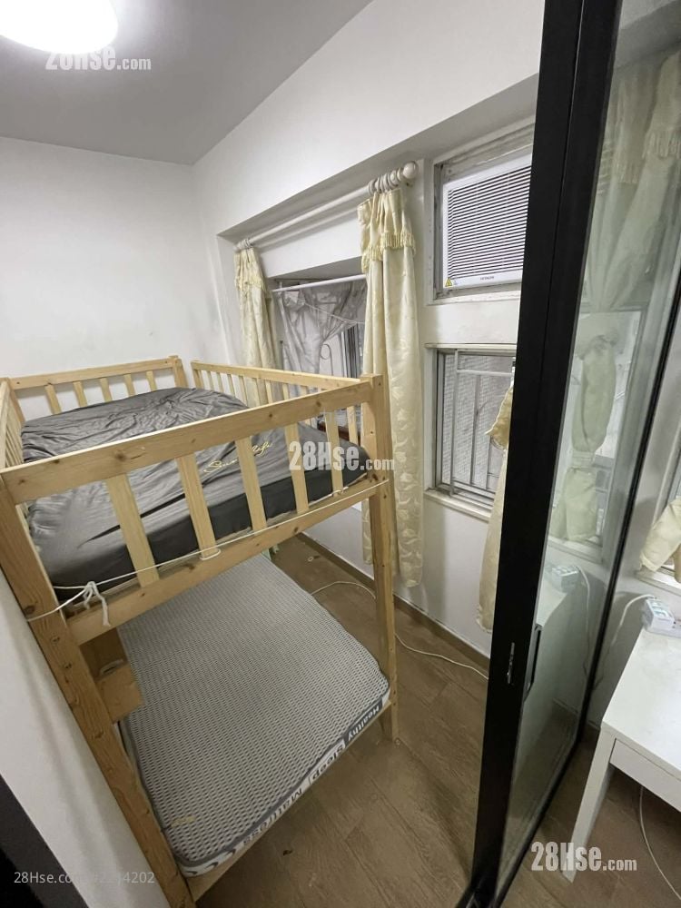 宝荣大厦 售盘 2 房 , 1 浴室 337 平方尺