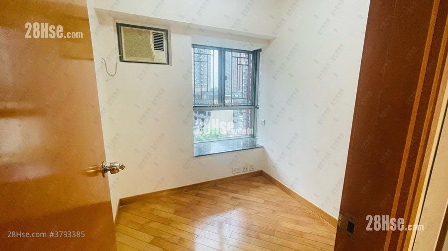 Yoho Town 售盘 2 房 393 平方尺