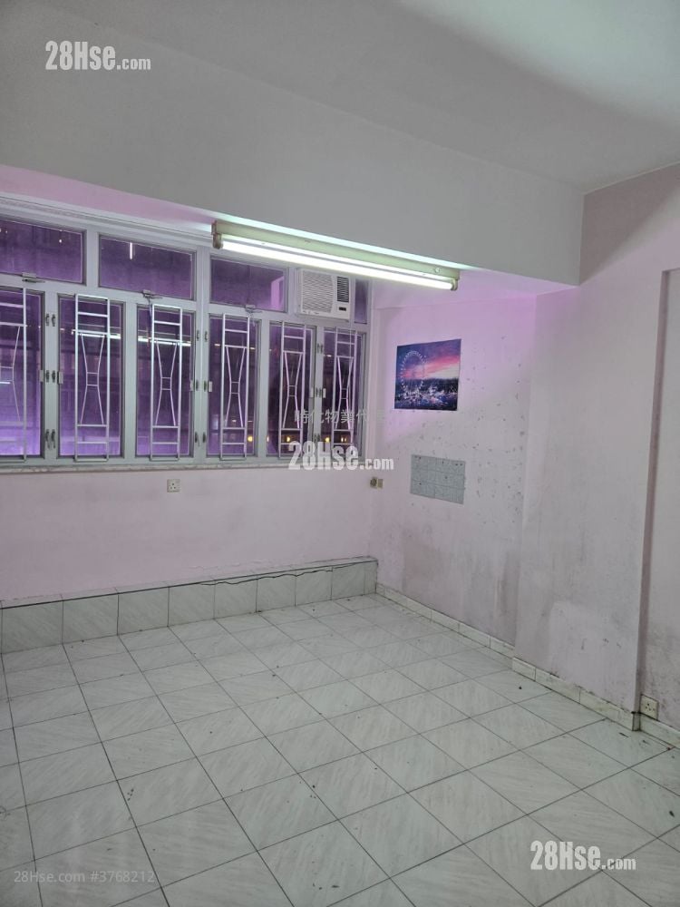 Jaffe Building Sell 739 ft²