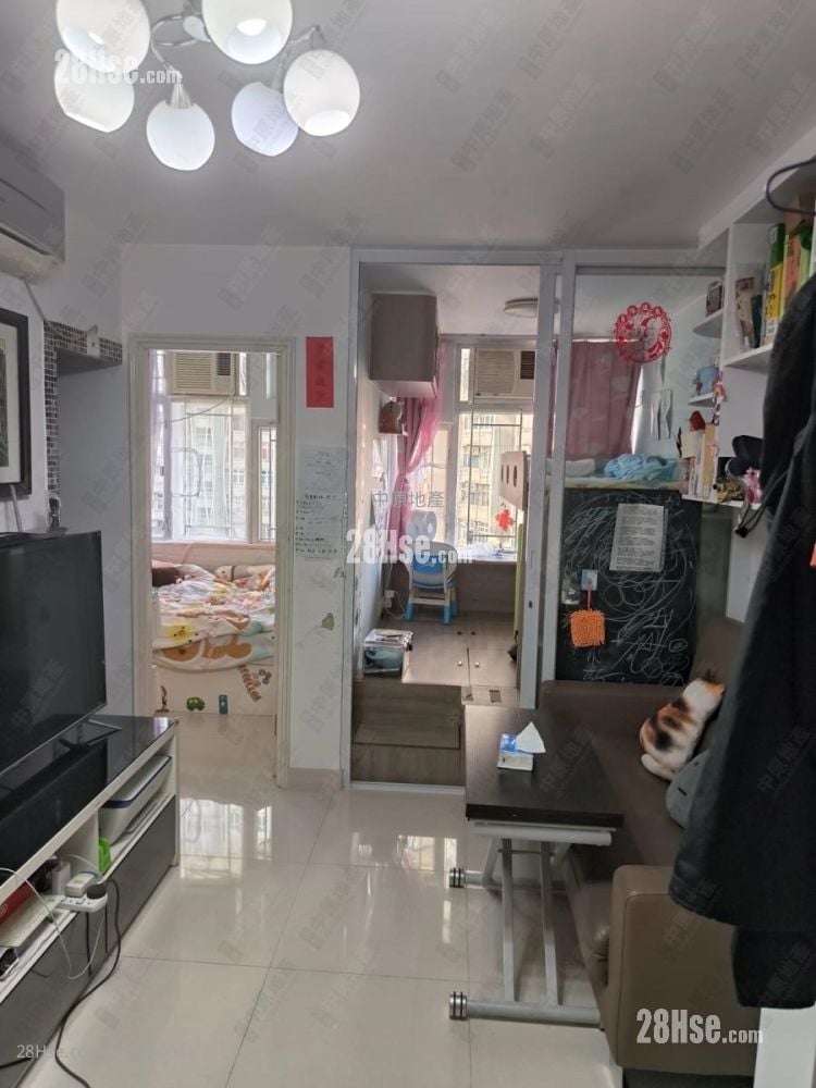 Chung Nga Court Sell 2 Bedrooms 376 ft²