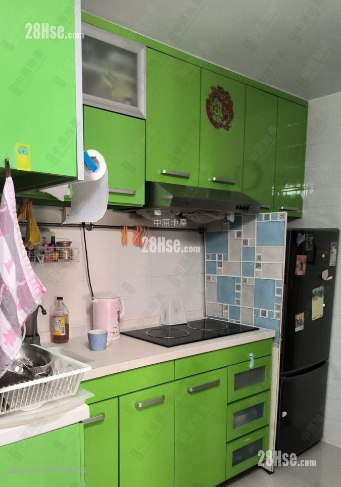 Chung Nga Court Sell 2 Bedrooms 376 ft²