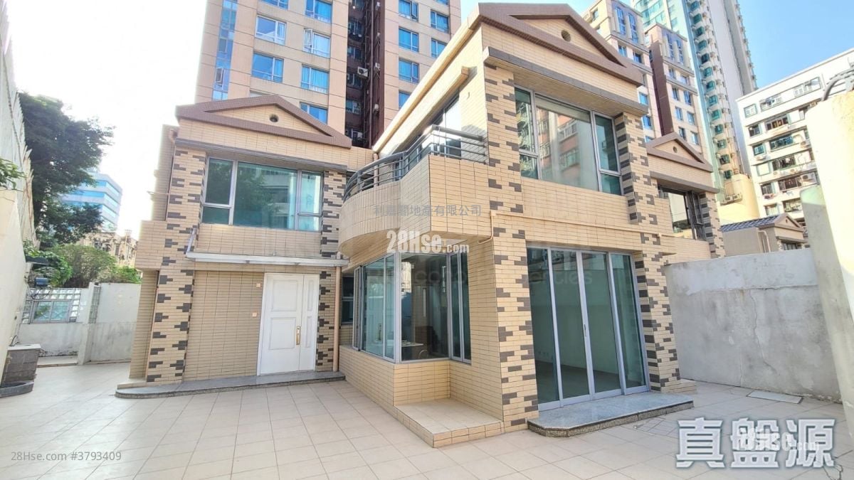 The Arcadia Rental 1,696 ft²