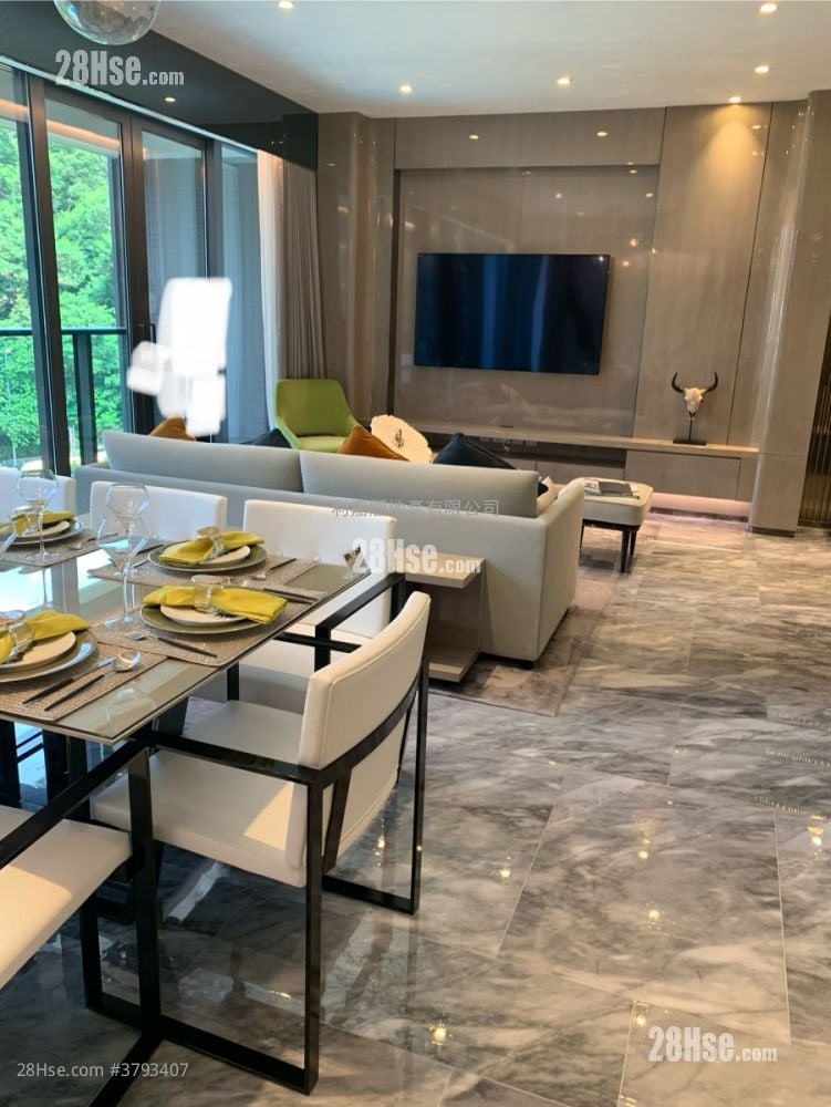 皓畋 售盘 4 房 1,300 平方尺