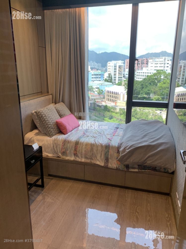 皓畋 售盘 4 房 1,300 平方尺