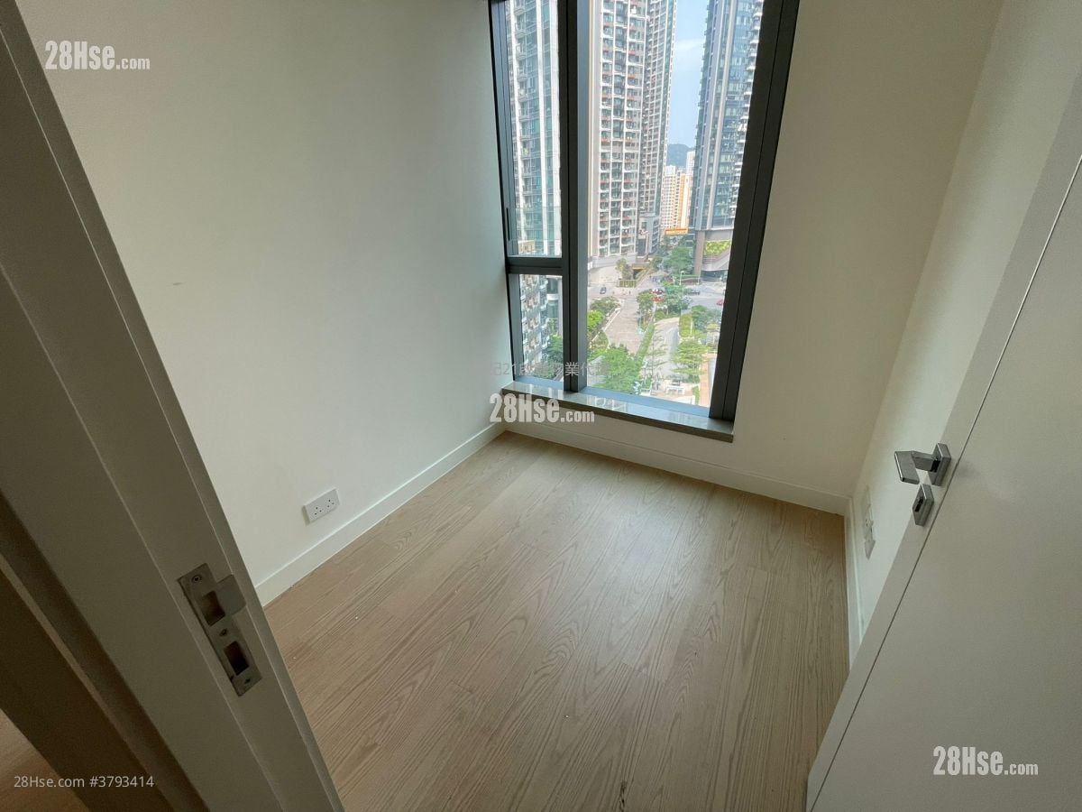 Monaco 租盘 2 房 , 1 浴室 499 平方尺