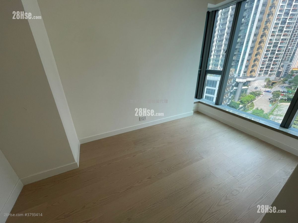 Monaco 租盘 2 房 , 1 浴室 499 平方尺