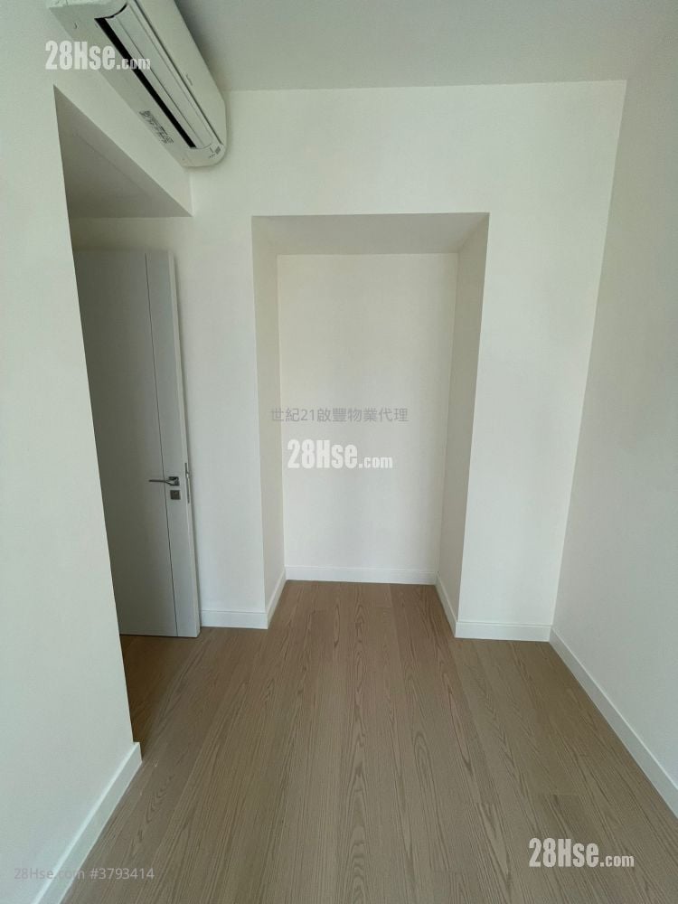 Monaco 租盘 2 房 , 1 浴室 499 平方尺