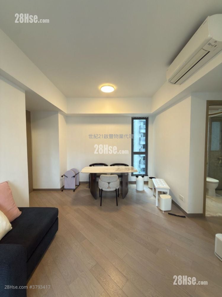 Upper River Bank Rental 4 Bedrooms , 3 Bathrooms 844 ft²