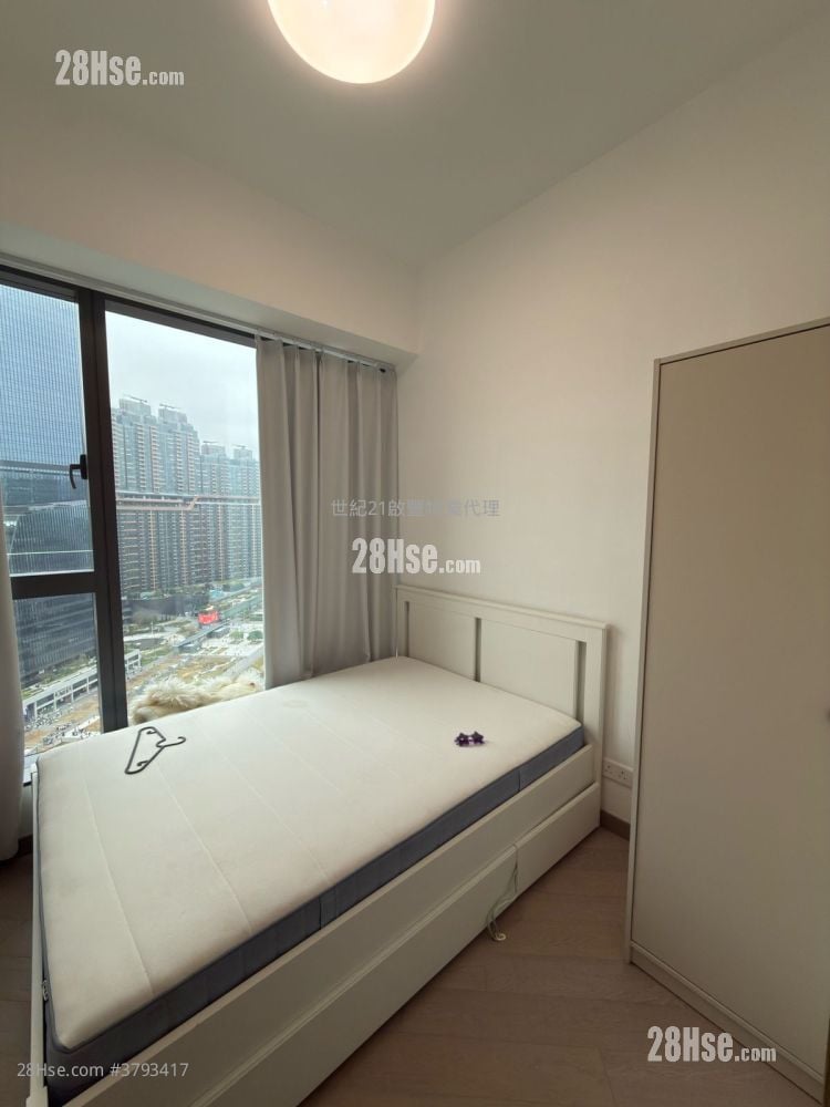 Upper River Bank Rental 4 Bedrooms , 3 Bathrooms 844 ft²