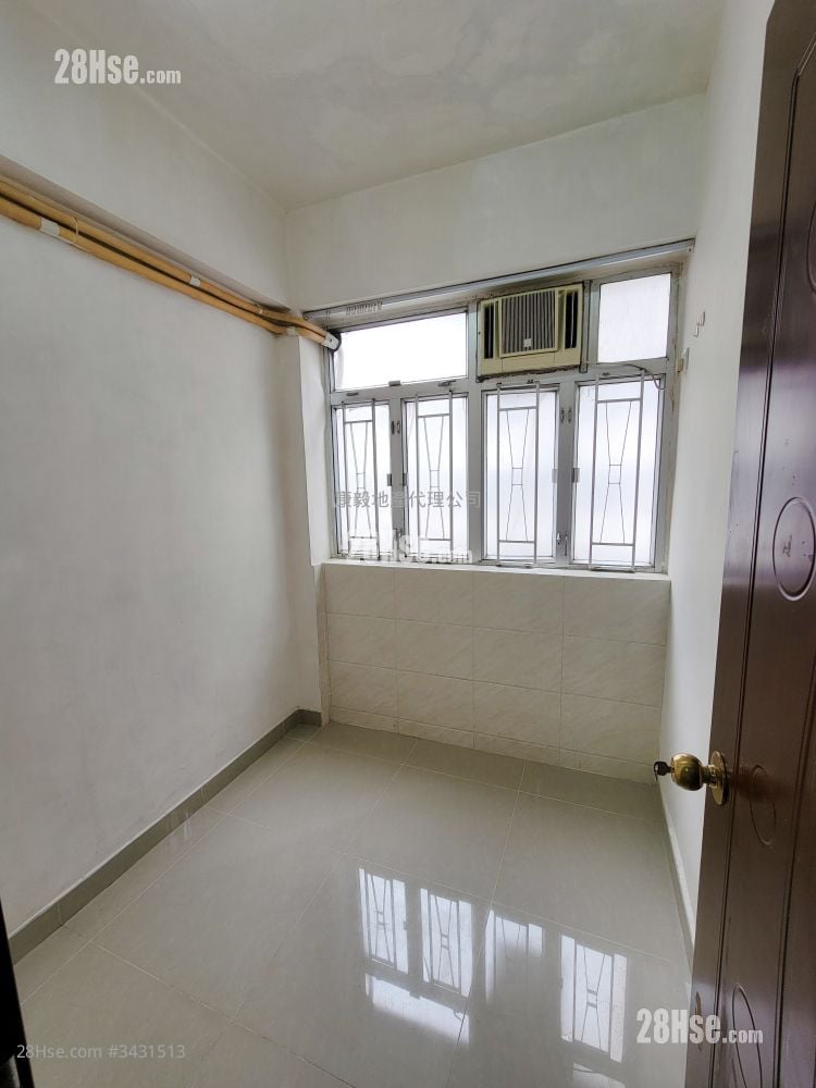 Yee On Building Rental 1 Bedroom , 1 Bathroom 160 ft²