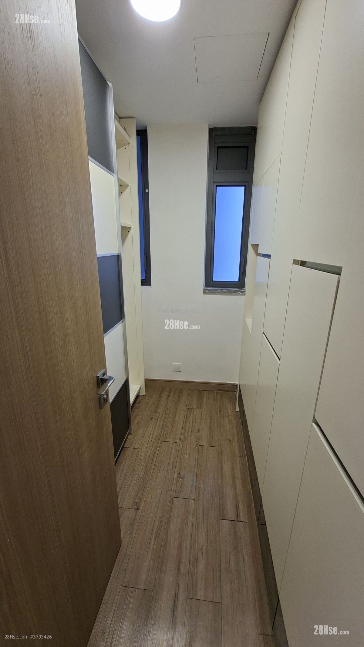 迎海 售盘 2 房 , 3 浴室 828 平方尺