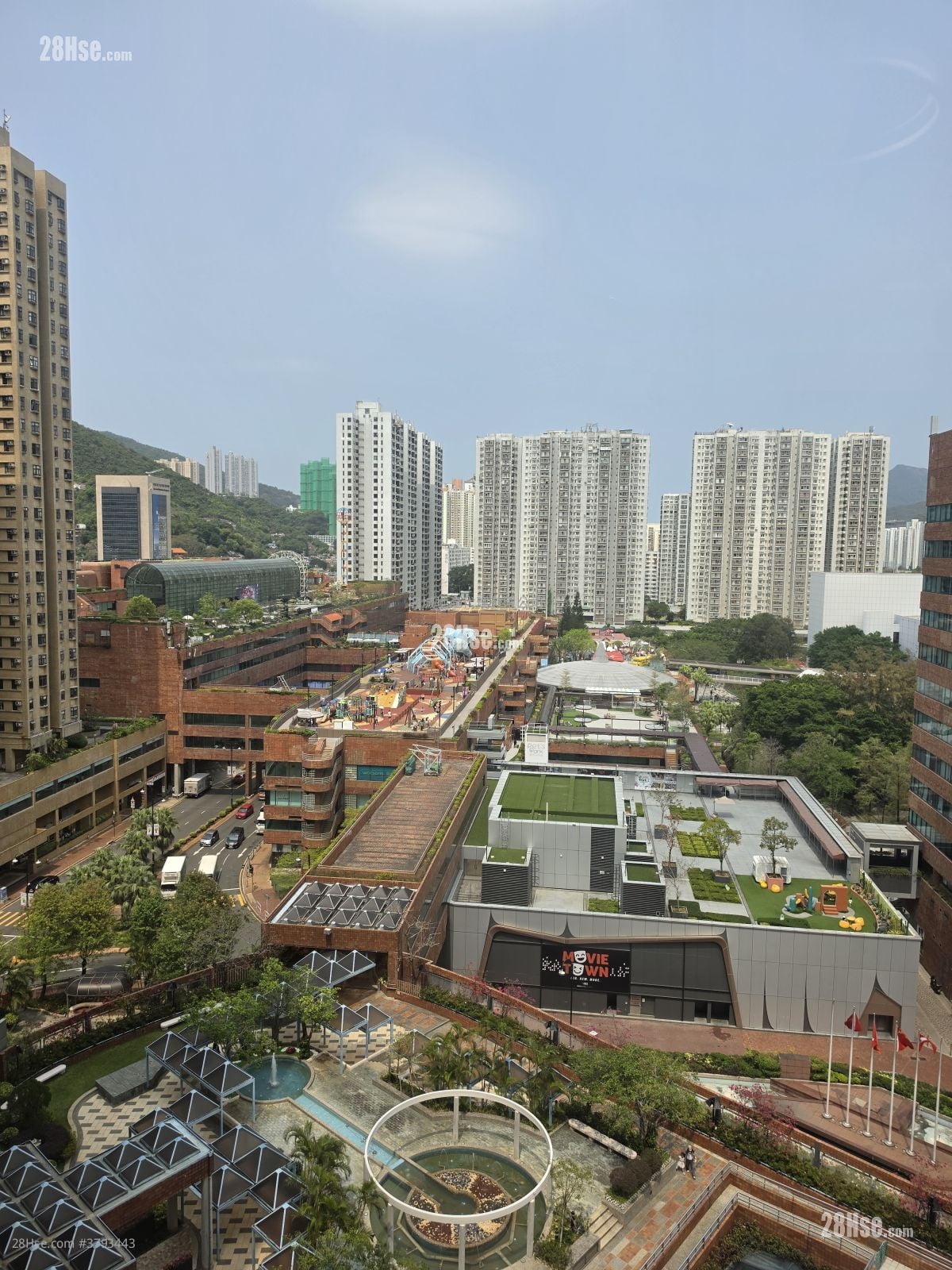 New Town Plaza Sell 3 Bedrooms , 2 Bathrooms 652 ft²