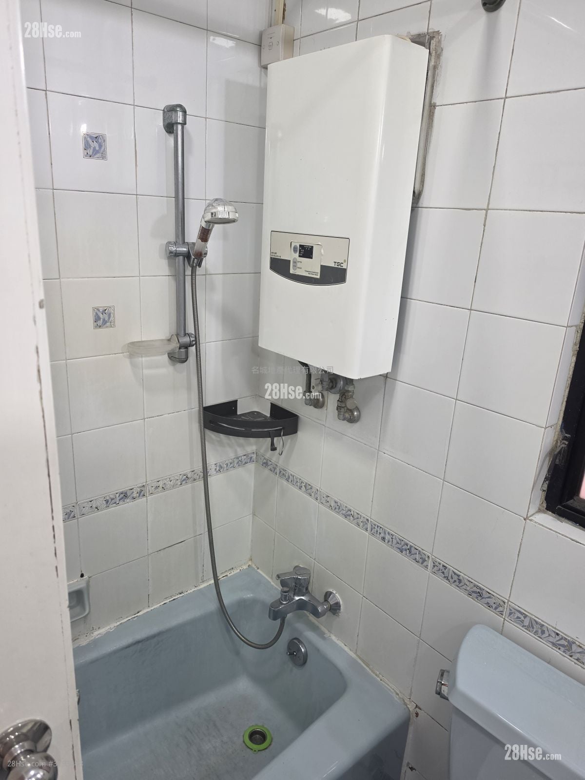 New Town Plaza Sell 3 Bedrooms , 2 Bathrooms 652 ft²