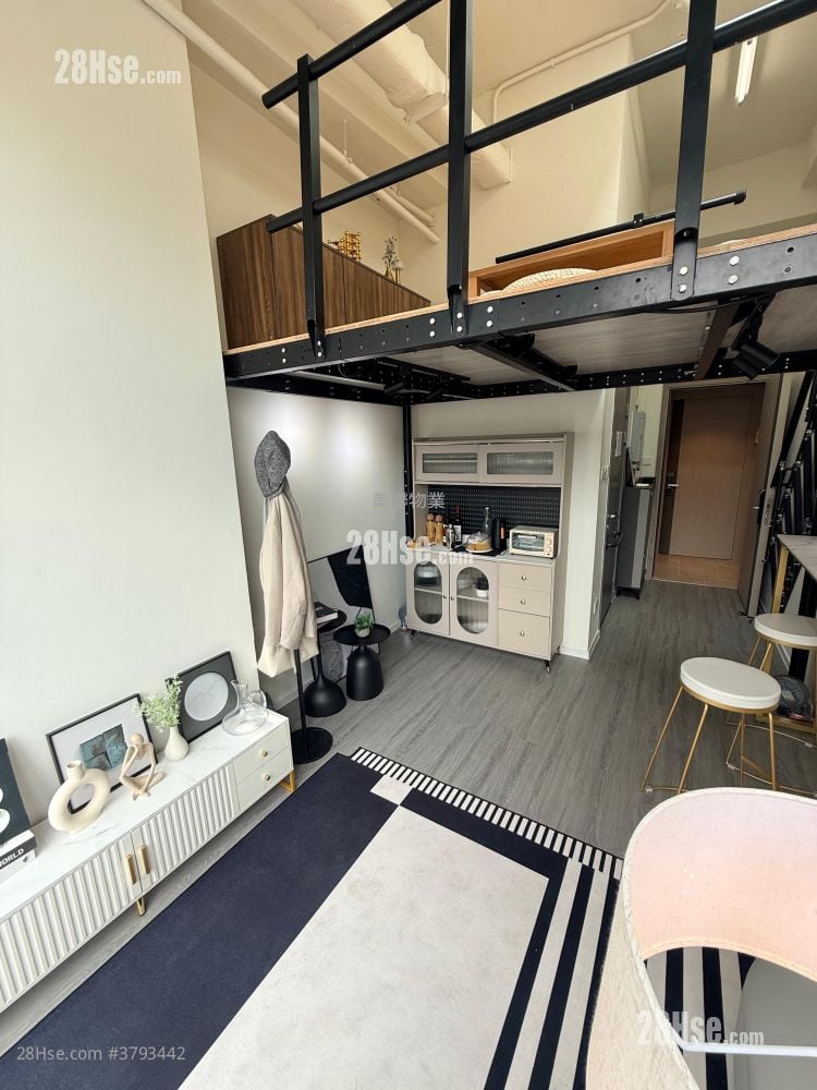 I City Sell Studio , 1 Toilet