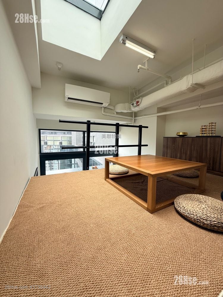 I City Sell Studio , 1 Toilet