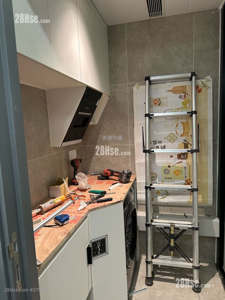 I City Sell Studio , 1 Toilet