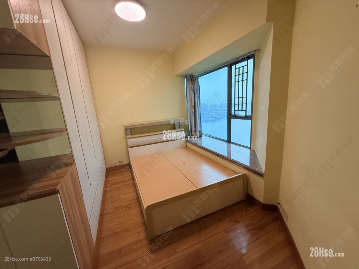 Tierra Verde Sell 4 Bedrooms , 2 Bathrooms 756 ft²