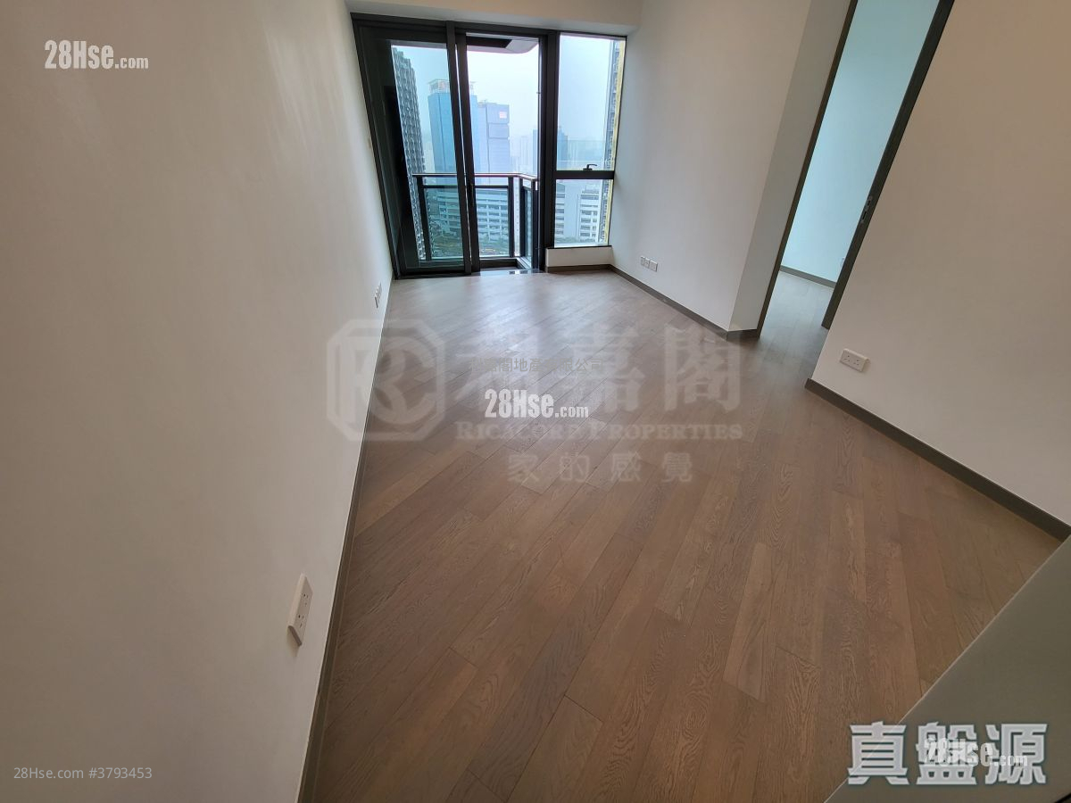 尚珒溋 售盘 3 房 654 平方尺