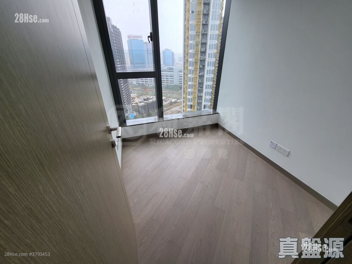 尚珒溋 售盘 3 房 654 平方尺