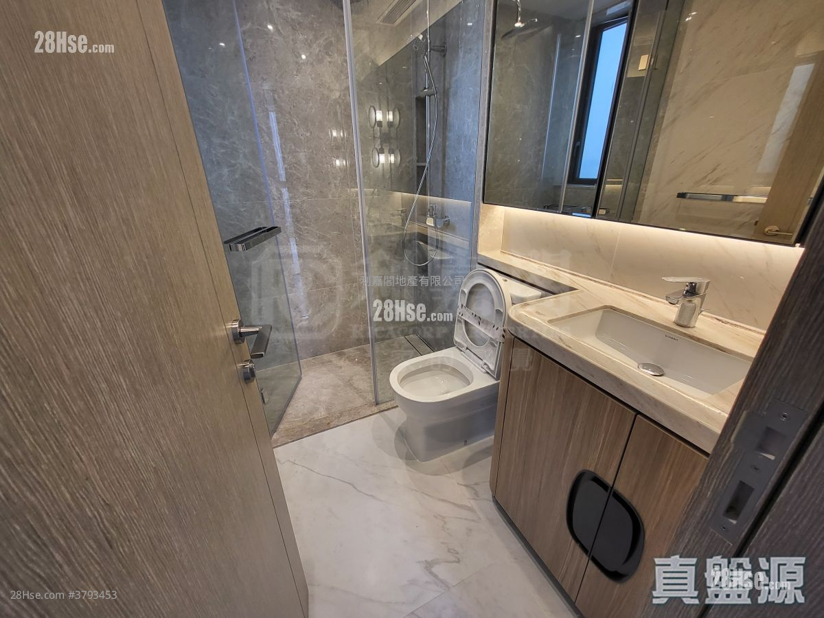 尚珒溋 售盘 3 房 654 平方尺