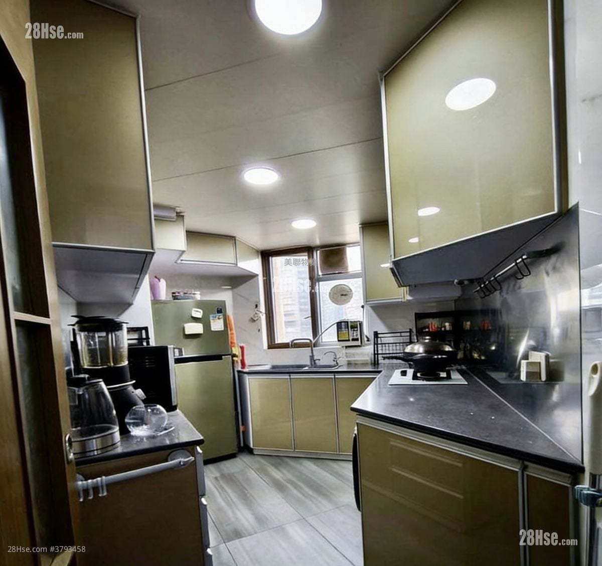 映湾园 售盘 3 房 , 2 浴室 940 平方尺