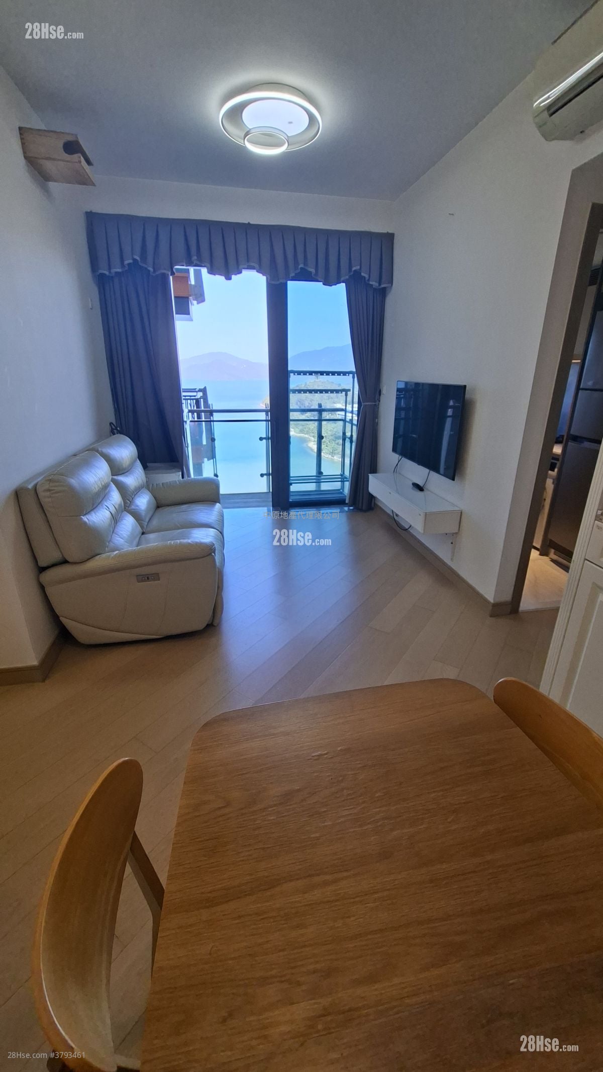 Double Cove Sell 2 Bedrooms , 3 Bathrooms 546 ft²