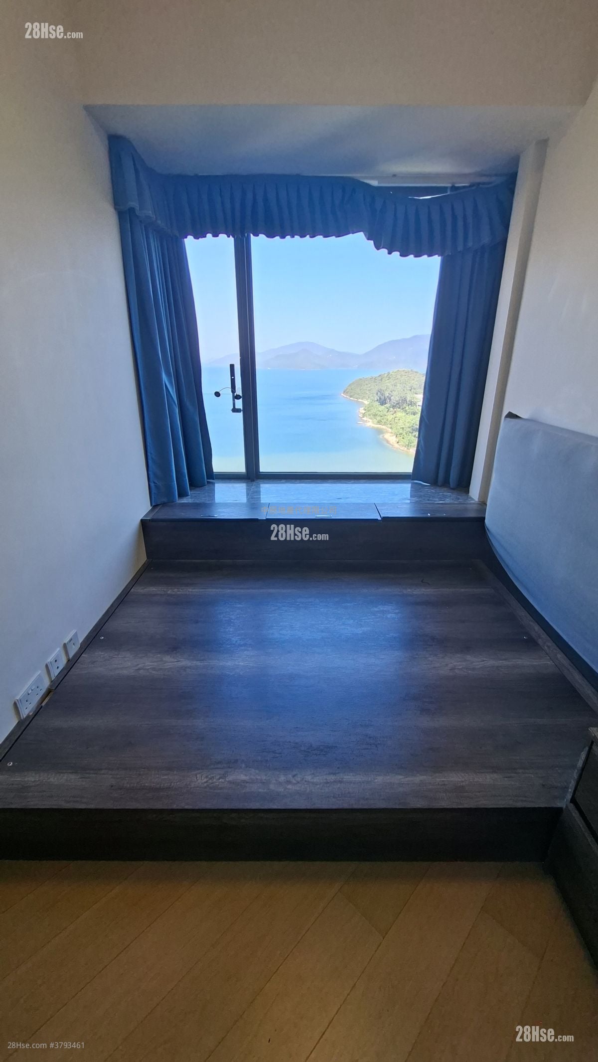 Double Cove Sell 2 Bedrooms , 3 Bathrooms 546 ft²