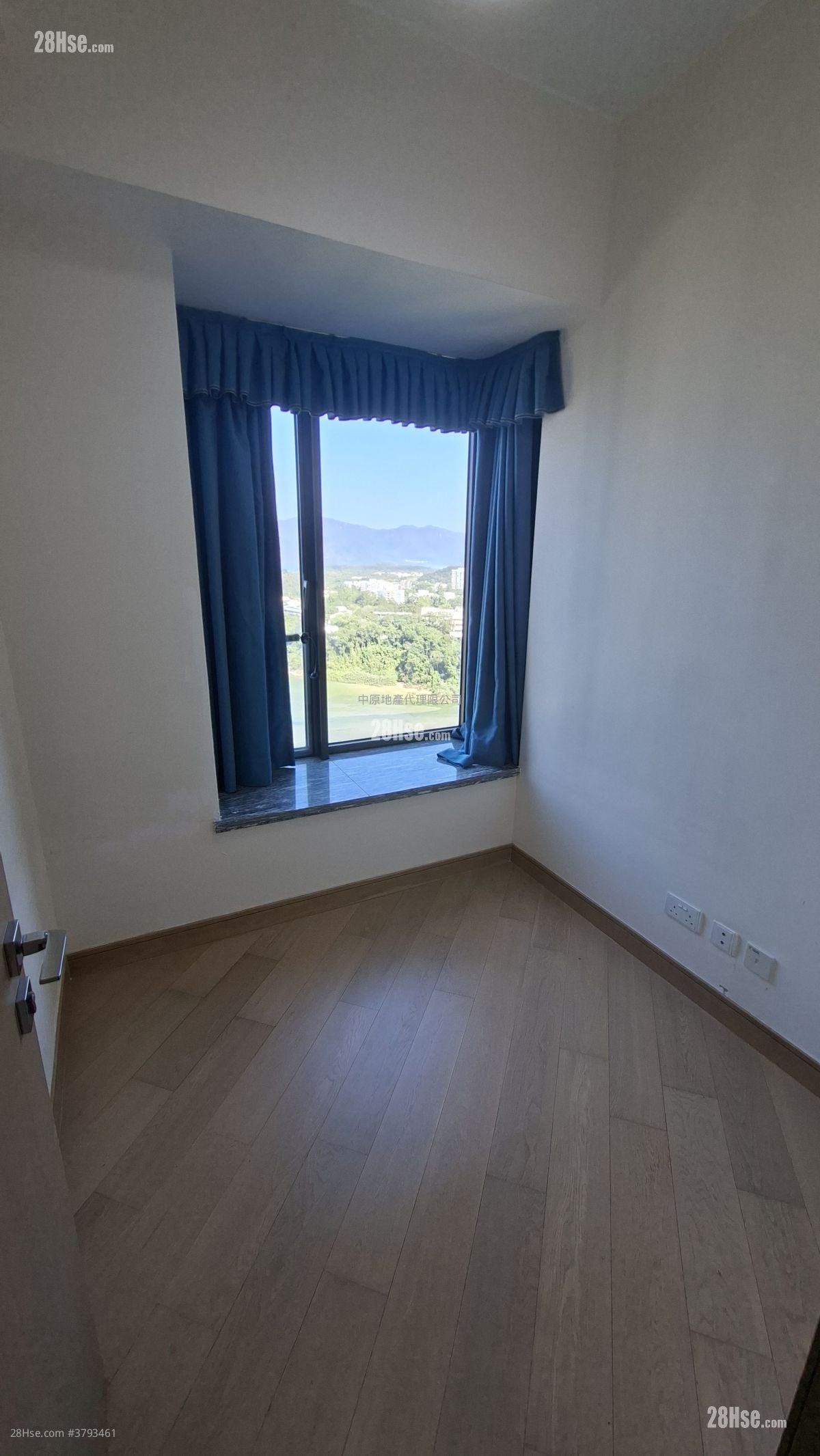 Double Cove Sell 2 Bedrooms , 3 Bathrooms 546 ft²