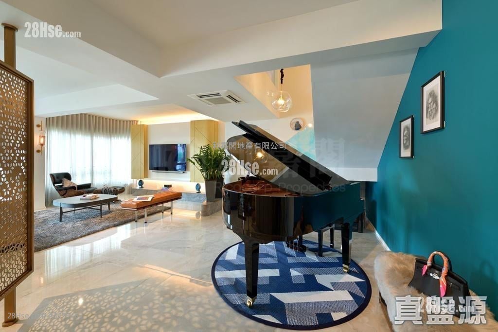 King's Park Villa Sell 3 Bedrooms 1,812 ft²